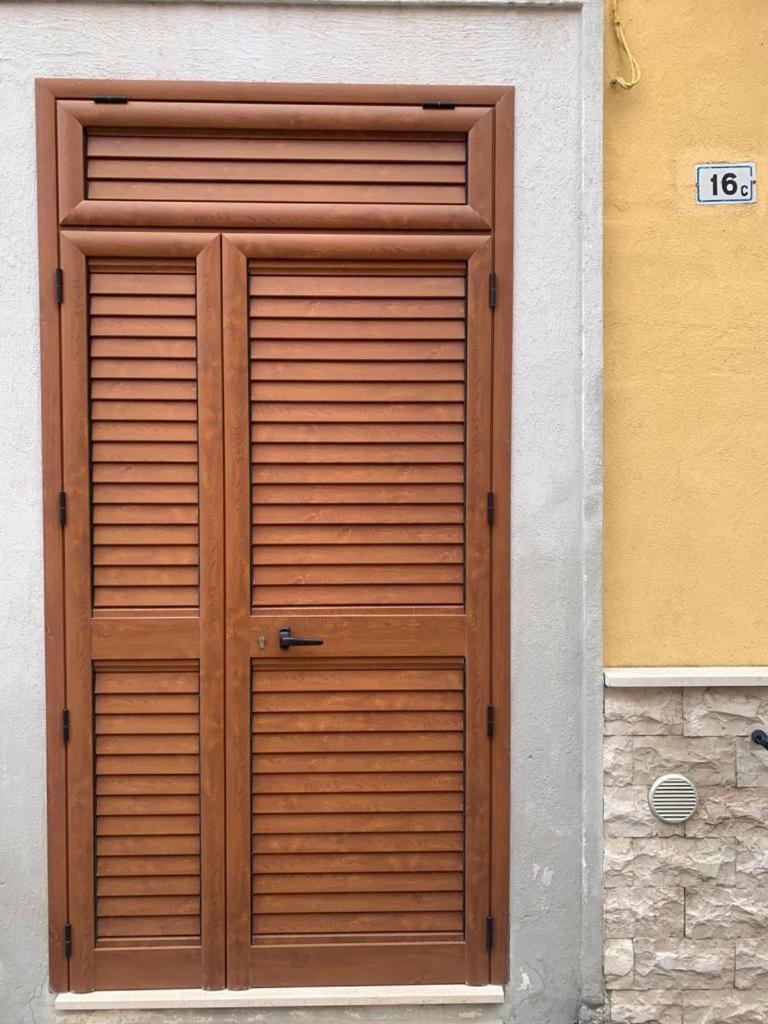 テルモリCasa Sul Porto Imbarco Tremitiアパートメント エクステリア 写真